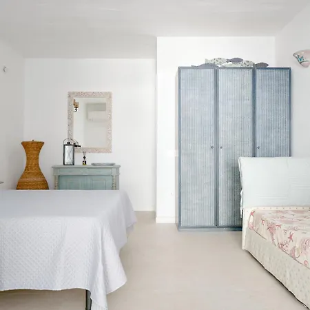 Monolocale Ristrutturato A 150 M Dalla By Portoottioluaffitti Vakantiehuis